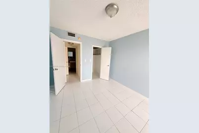 17560 Atlantic Blvd #503, Sunny Isles Beach, FL 33160 - Photo 10