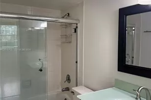 770 Claughton Island Dr, Miami, FL 33131 - Photo 20