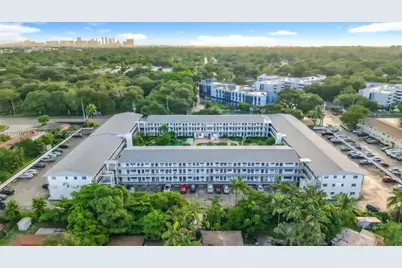 15610 NE 6th Ave #30C, Miami, FL 33162 - Photo 2