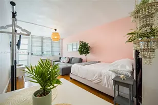 300 74th St, Miami Beach, FL 33141 - Photo 4