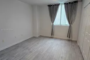 275 NE 18th St, Miami, FL 33132 - Photo 12
