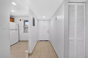 7670 SW 152nd Ave, Miami, FL 33193 - Photo 10