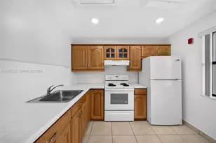 7670 SW 152nd Ave, Miami, FL 33193 - Photo 8
