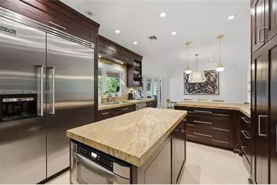 571 S Mashta Dr, Key Biscayne, FL 33149 - Photo 16