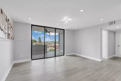 11755 SW 18th St #409, Miami, FL 33175 - Photo 6