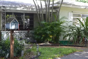 11429 NE 11th Pl, Biscayne Park, FL 33161 - Photo 1
