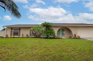 603 Wood Rd, Other City - In The State Of Florida, FL 33584 - Photo 4