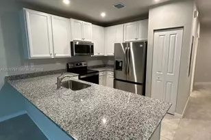 446 NW 11th Ave, Florida City, FL 33034 - Photo 8