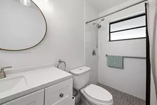 9500 Cutler Ridge Dr, Cutler Bay, FL 33157 - Photo 12