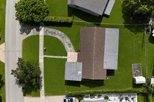 9500 Cutler Ridge Dr, Cutler Bay, FL 33157 - Photo 4