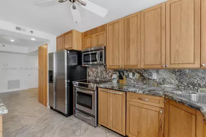 1361 S Ocean Blvd #604, Pompano Beach, FL 33062 - Photo 8