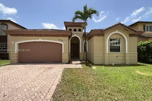 18884 SW 319th St, Homestead, FL 33030 - Photo 2