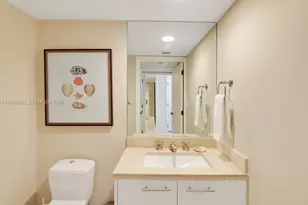6801 Collins Ave, Miami Beach, FL 33141 - Photo 18