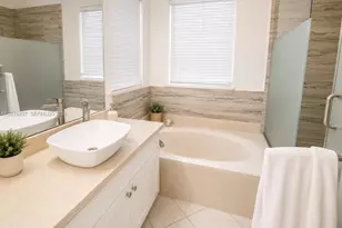 1213 Skylark Dr, Weston, FL 33327 - Photo 14