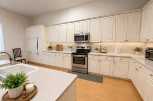 1213 Skylark Dr, Weston, FL 33327 - Photo 4