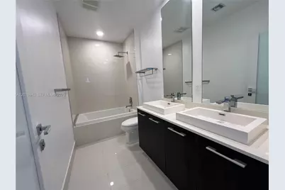 45 SW 9th St #4408, Miami, FL 33130 - Photo 10