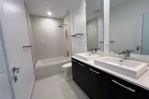 45 SW 9th St, Miami, FL 33130 - Photo 10