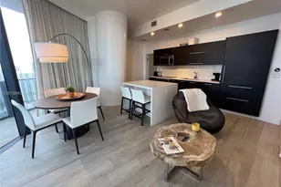 45 SW 9th St, Miami, FL 33130 - Photo 4