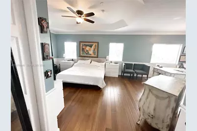 2105 NE 38th Rd, Homestead, FL 33033 - Photo 14