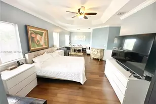 2105 NE 38th Rd, Homestead, FL 33033 - Photo 18