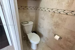 2105 NE 38th Rd, Homestead, FL 33033 - Photo 20