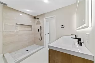 220 N 69th Terrace, Hollywood, FL 33024 - Photo 24
