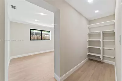 220 N 69th Ter, Hollywood, FL 33024 - Photo 22