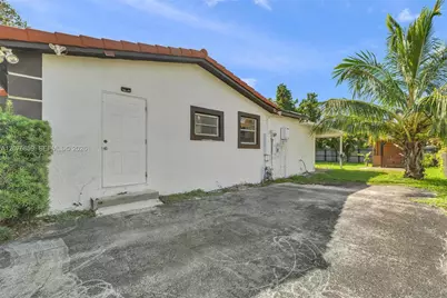 2422 NW 175th Ter #2422, Miami Gardens, FL 33056 - Photo 38