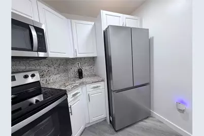 9731 Fontainebleau Blvd #F108, Miami, FL 33172 - Photo 4