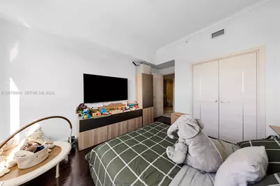 1745 E Hallandale Beach Blvd #2407W, Hallandale Beach, FL 33009 - Photo 24