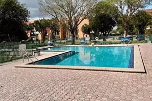 9400 W Flagler St, Miami, FL 33174 - Photo 14