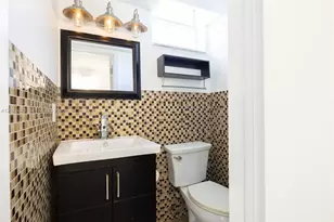 1045 10th St, Miami Beach, FL 33139 - Photo 20