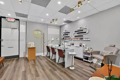 Nail Salon For Sale in In Westchester, Miami, FL 33155 - Photo 2