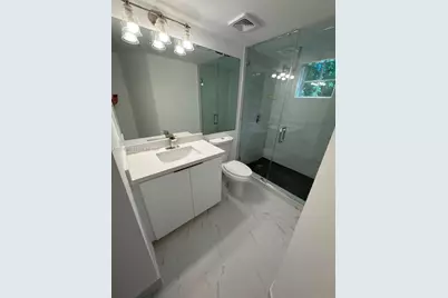 17145 N Bay Rd #4202, Sunny Isles Beach, FL 33160 - Photo 6