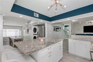 928 NW 106th Ave Cir, Miami, FL 33172 - Photo 10
