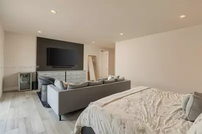 7423 NW 102th Ct, Doral, FL 33178 - Photo 34