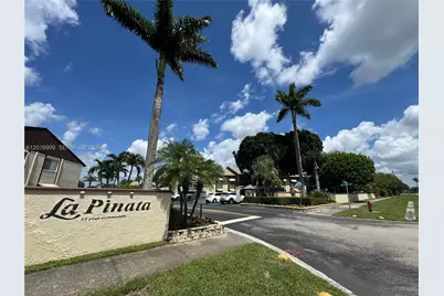 5773 La Pinata Blvd #A-1, Greenacres, FL 33463 - Photo 2