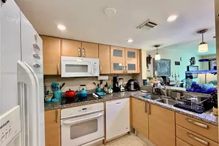 2101 Brickell Ave, Miami, FL 33129 - Photo 26