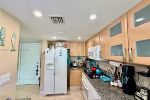 2101 Brickell Ave, Miami, FL 33129 - Photo 24