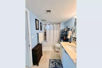 2101 Brickell Ave #1805, Miami, FL 33129 - Photo 22