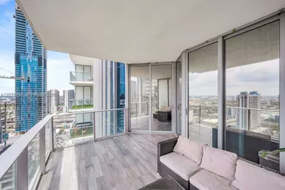 851 NE 1st Ave #2408, Miami, FL 33132 - Photo 12