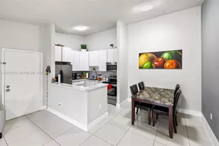 827 NE 199th St, Miami, FL 33179 - Photo 8
