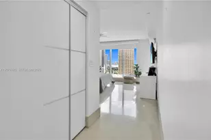 901 Brickell Key Blvd, Miami, FL 33131 - Photo 26