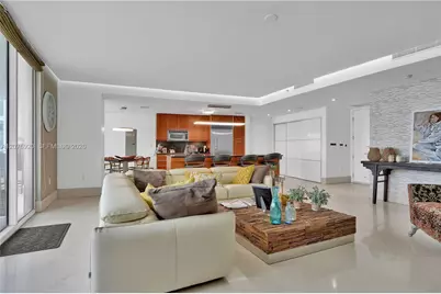 901 Brickell Key Blvd #1807, Miami, FL 33131 - Photo 14