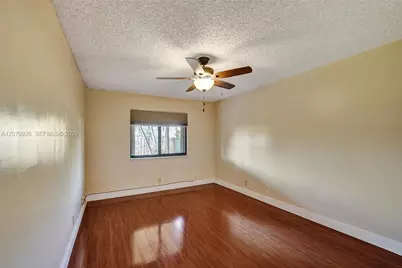 11154 NW 37th St, Sunrise, FL 33351 - Photo 18