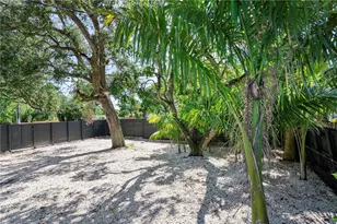 490 NE 141st, North Miami, FL 33161 - Photo 20