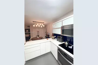 5600 Collins Ave #16P, Miami Beach, FL 33140 - Photo 6