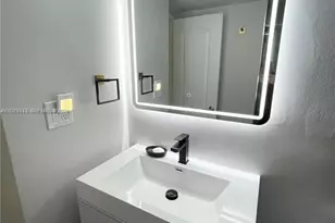 5600 Collins Ave, Miami Beach, FL 33140 - Photo 34