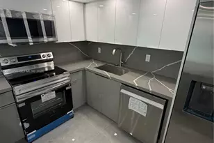 [Address not provided], Hallandale Beach, FL 33009 - Photo 2