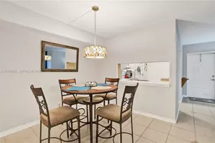 3017 N Oakland Forest Dr, Oakland Park, FL 33309 - Photo 8